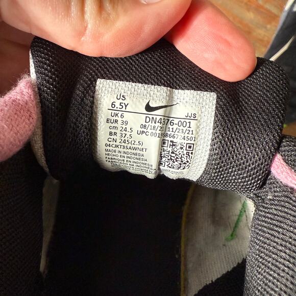 Nike Air Max 90 SE WMNS Black/Obsidian-Scream Green sneakers SZ 6.5Y WMNS 8 - Picture 10 of 10